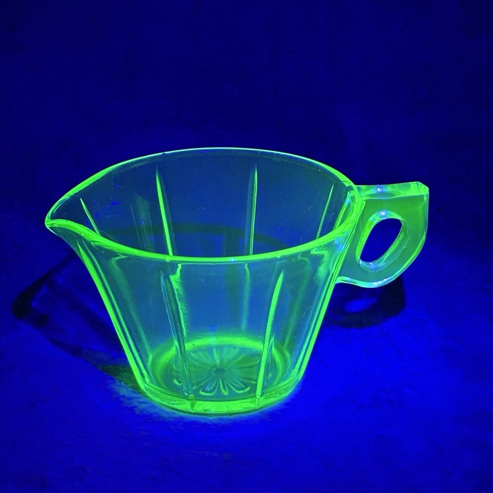 Vintage‎ Uranium Glass Block Pattern Creamer Pitcher Vaseline Glow